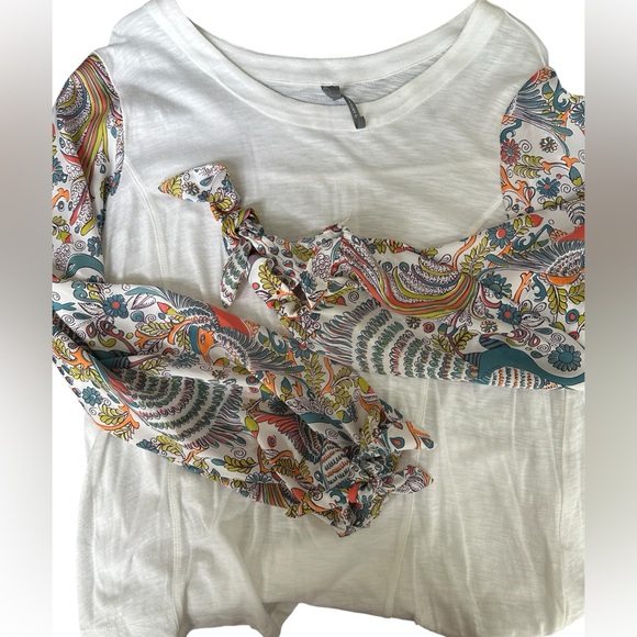 Anthropology White Top with Colorful Paisley Sleeves - Picture 6 of 9